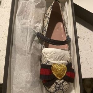 Gucci girls ballet flats